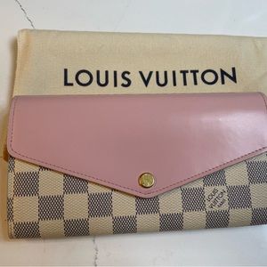 Louis Vuitton Sarah wallet